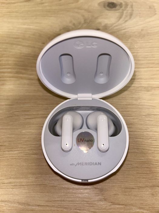 Слушалки LG TONE Free FP8 -  Active Noise Cancelling