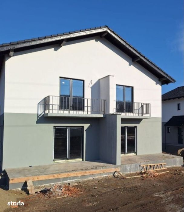 Case noi tip duplex, cu 3 și 4 cam,120 mp,teren 350 mp,in LIVEZENI