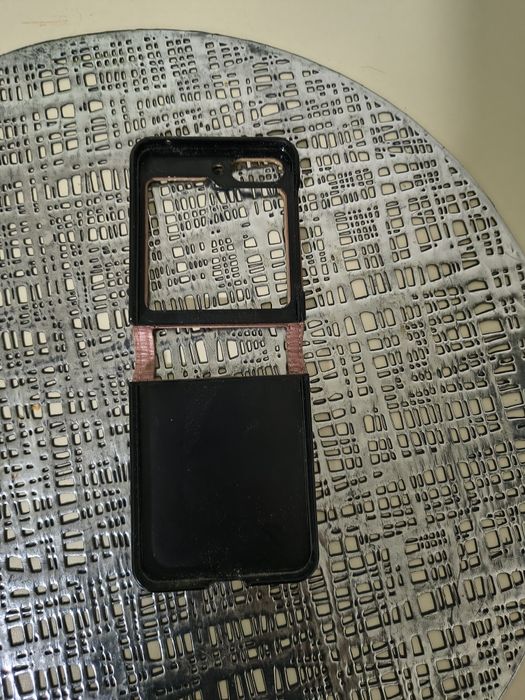 Husă Samsung z flip 5 piele și plastic cauciucat