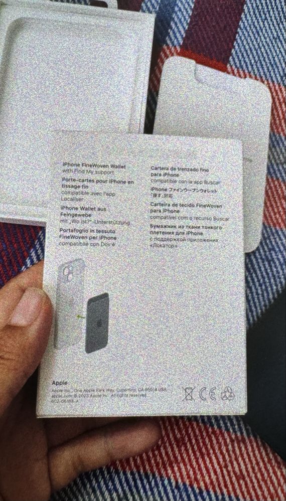 Продам картхолдер для Iphone FineWoven Wallet темно синего цвета