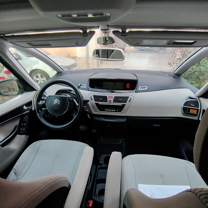 CITROEN C4 GRAND-PICASSO 7 Locuri 2014 diesel perfecta stare ieftin UR