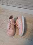 Adidasi adidas corai roz marimea 34 cu 22 cm