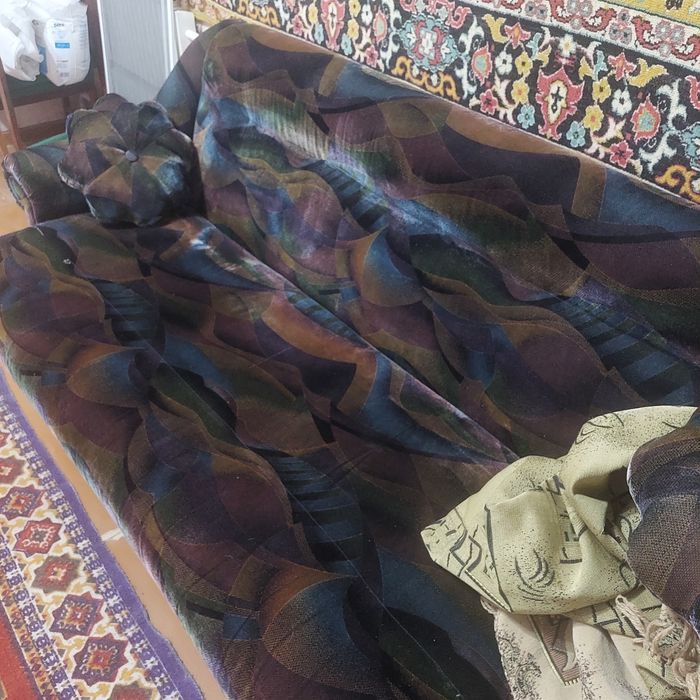 Продаётся мягкий уголок