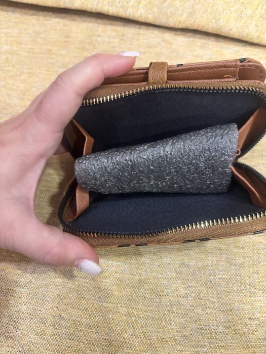 Loui Vuton poseta nou fara ericheta