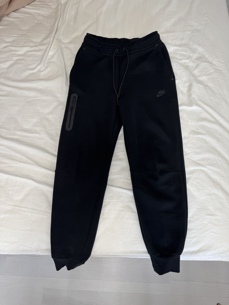 NIKE Спортно долнище W NSW TCH FLC MR JGGER 2
