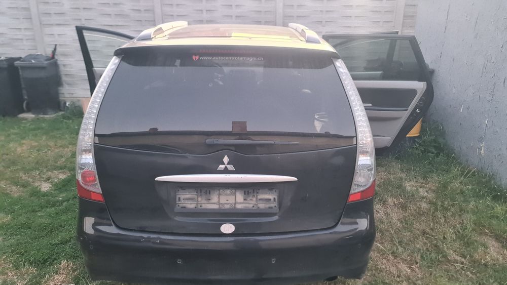 Bara spate Mitsubishi Grandis 2008 2.0