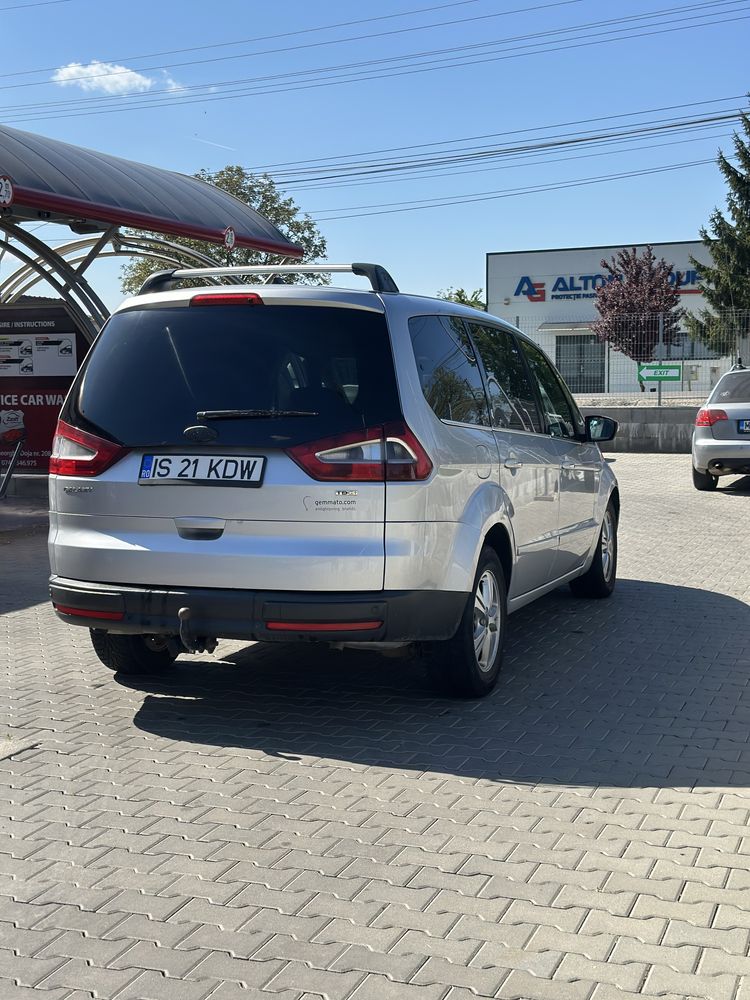 Ford galaxy 2.2 GHIA/Distronic/Ventilatie/7 locuri