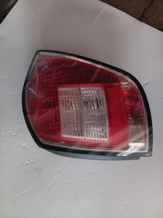 Стоп десен за Opel Astra H комби  / Астра Х