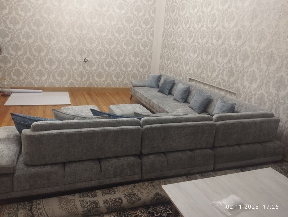 Угловой диван для гостиной