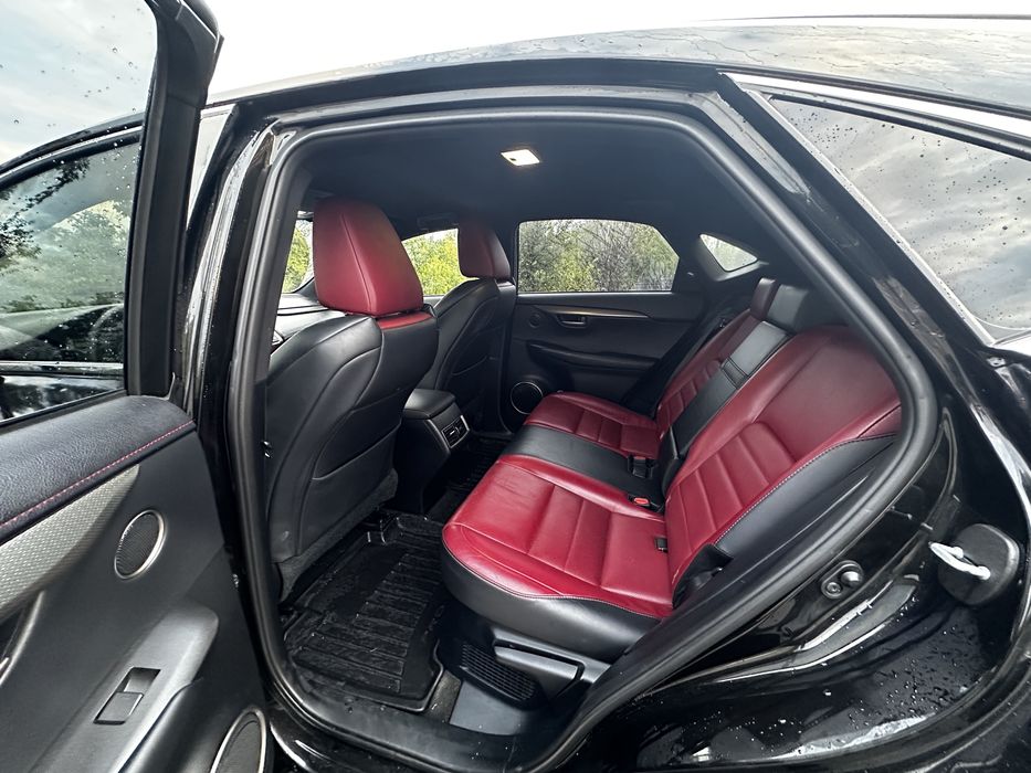 Lexus NX 300 H F Sport