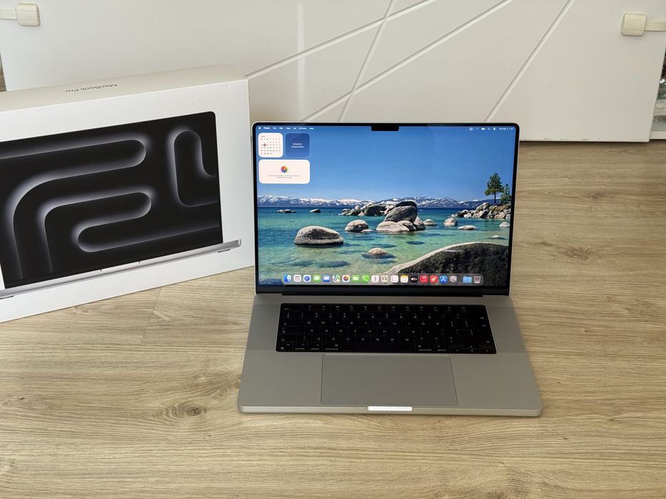 Чисто Нов Macbook Pro 16’ M4 Max/36GB Ram/1TB SSD/Гаранция — миниатюра 1