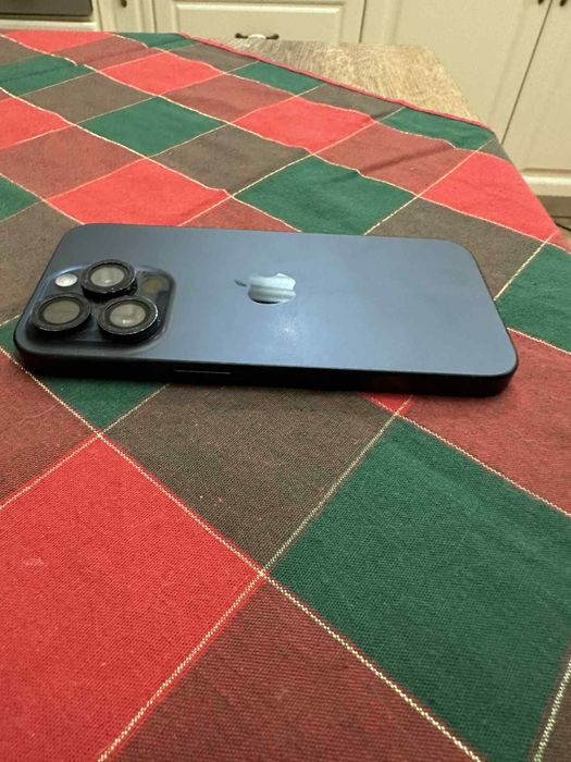 Iphone 15 pro  (negociabil)