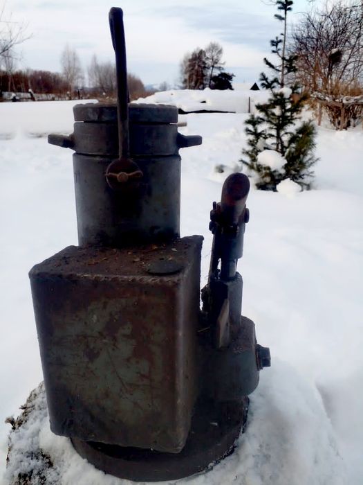 Домкрат на 15 тонн