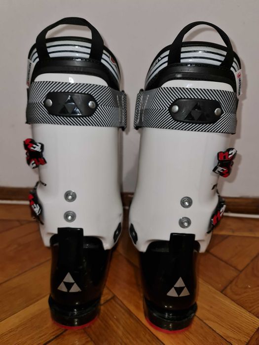 Vand Clapari schi Fischer RC4 110 VACUUM BLACK/WHITE Termoformabili