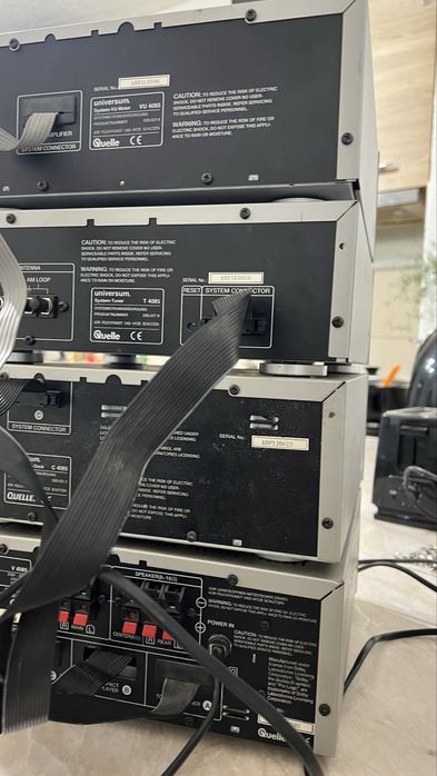 Universum 4085 4 части