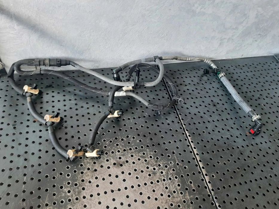 rampa retur injectoare  3.0 d 306dt 4x4 biturbo  land rover range rover sport 2 l494  9x2q-9k022-be