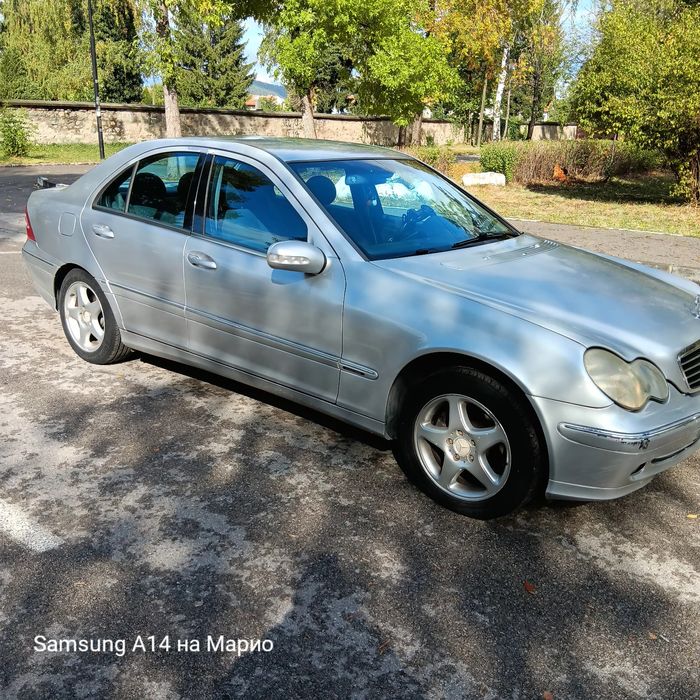 Mercedes-Benz C180