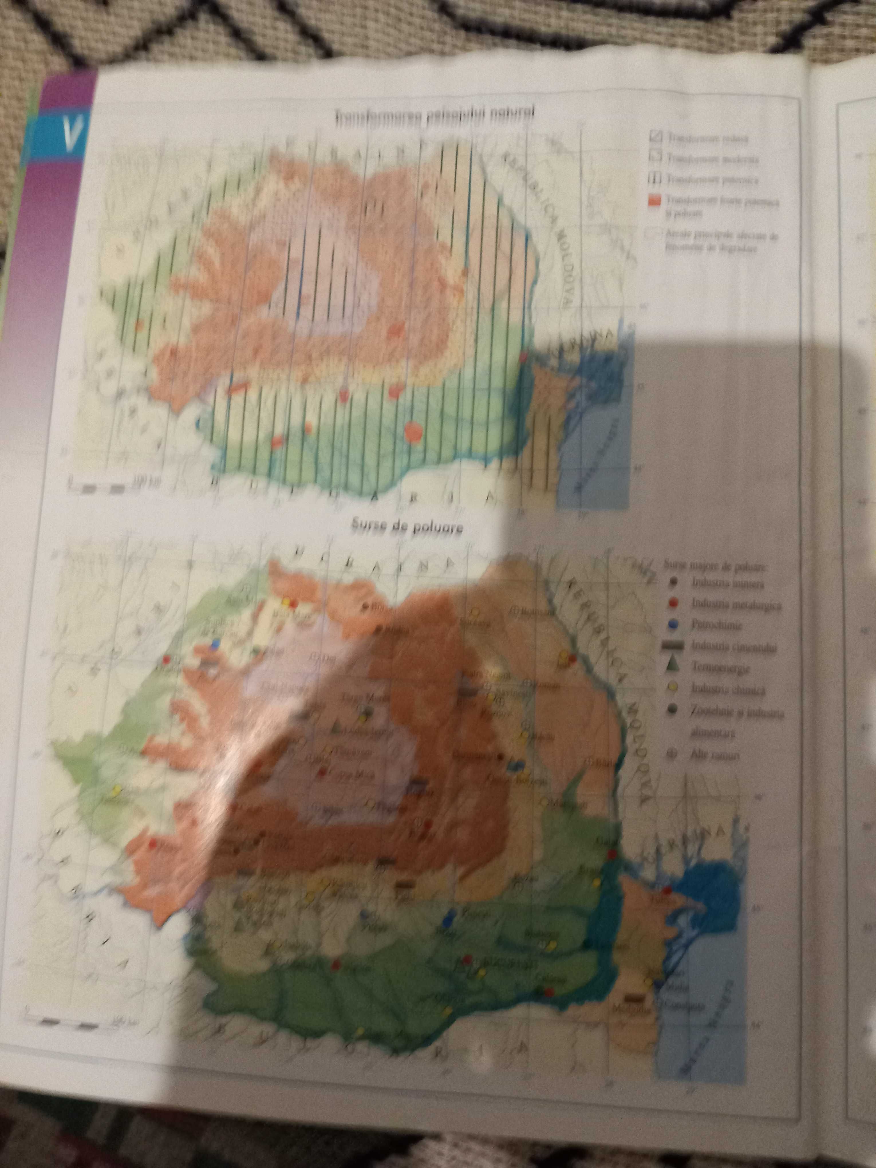 Atlas geografic scolar-Romania,cu poze color,detalii pe larg,66 pagini