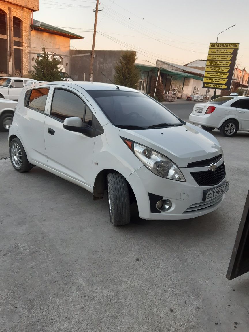 Chevrolet  spark 1 pozitsiya prostoy polni