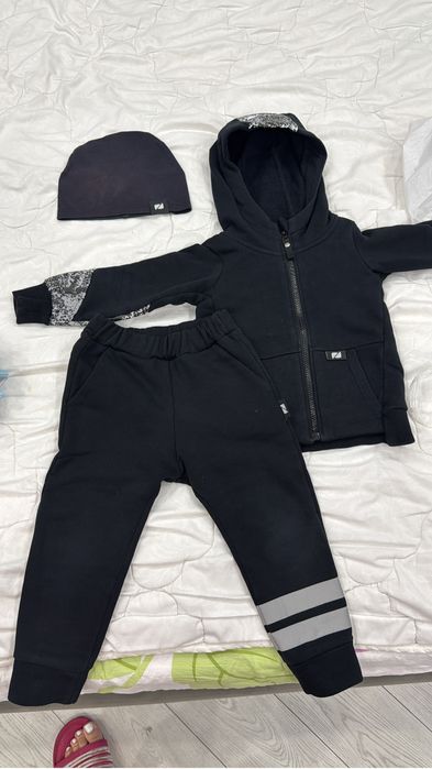 Костюм на мальчика (bodo, Adidas итд)