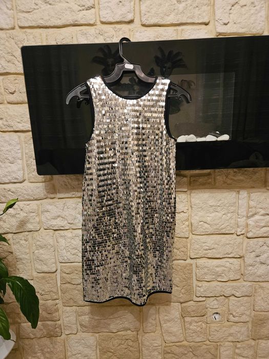 Rochiță eleganta pentru fetite de 7 ani