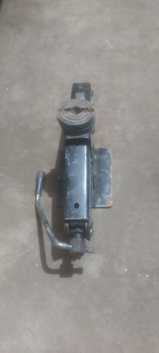 Домкрат сатылады 10мың