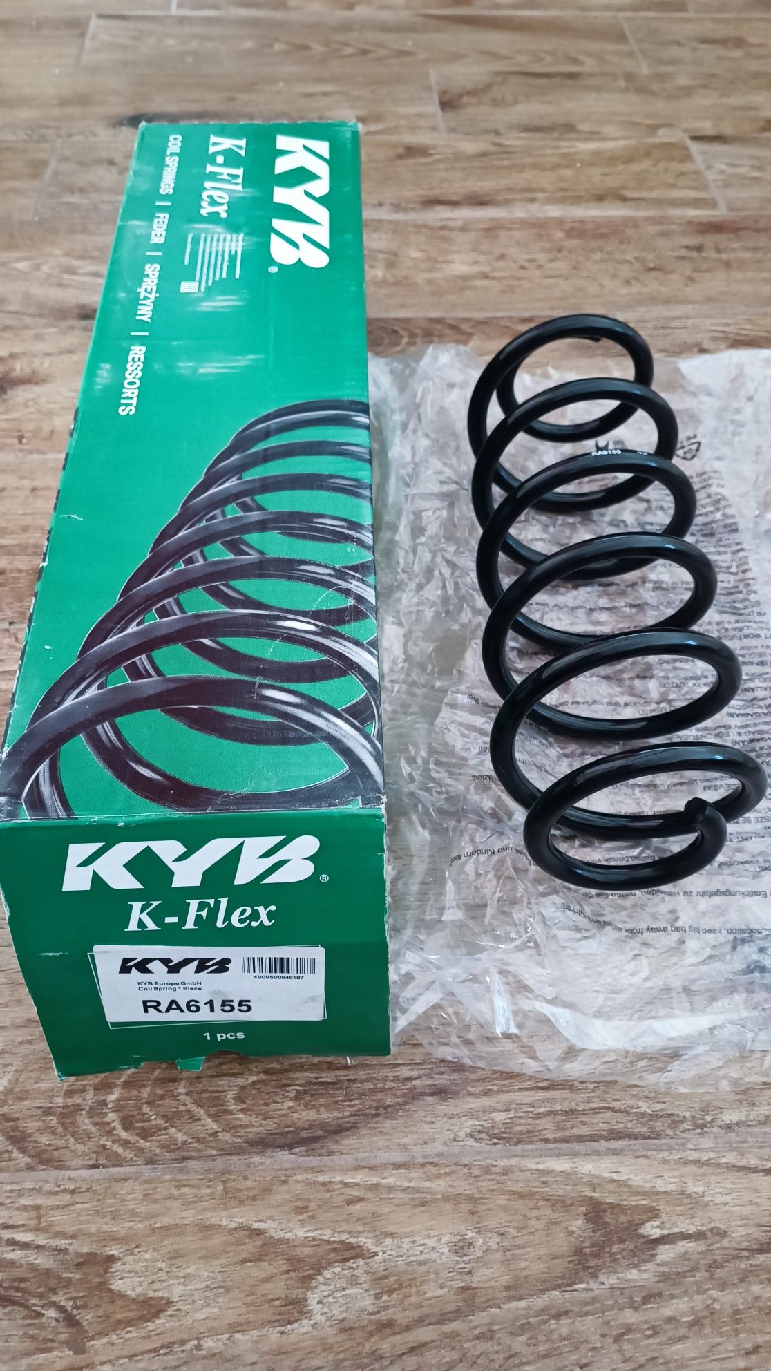 Задни пружини за Тойота Приус 30 KYB