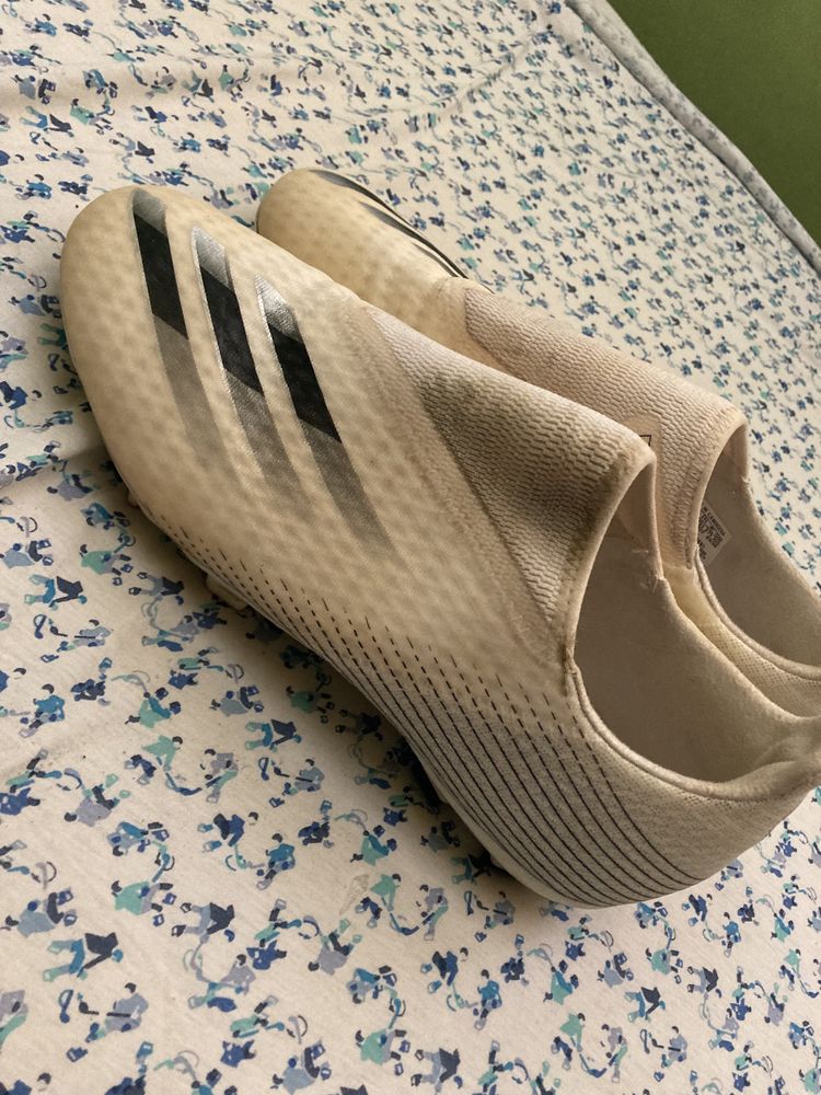 Продавам бутонки-adidas ghosted.3