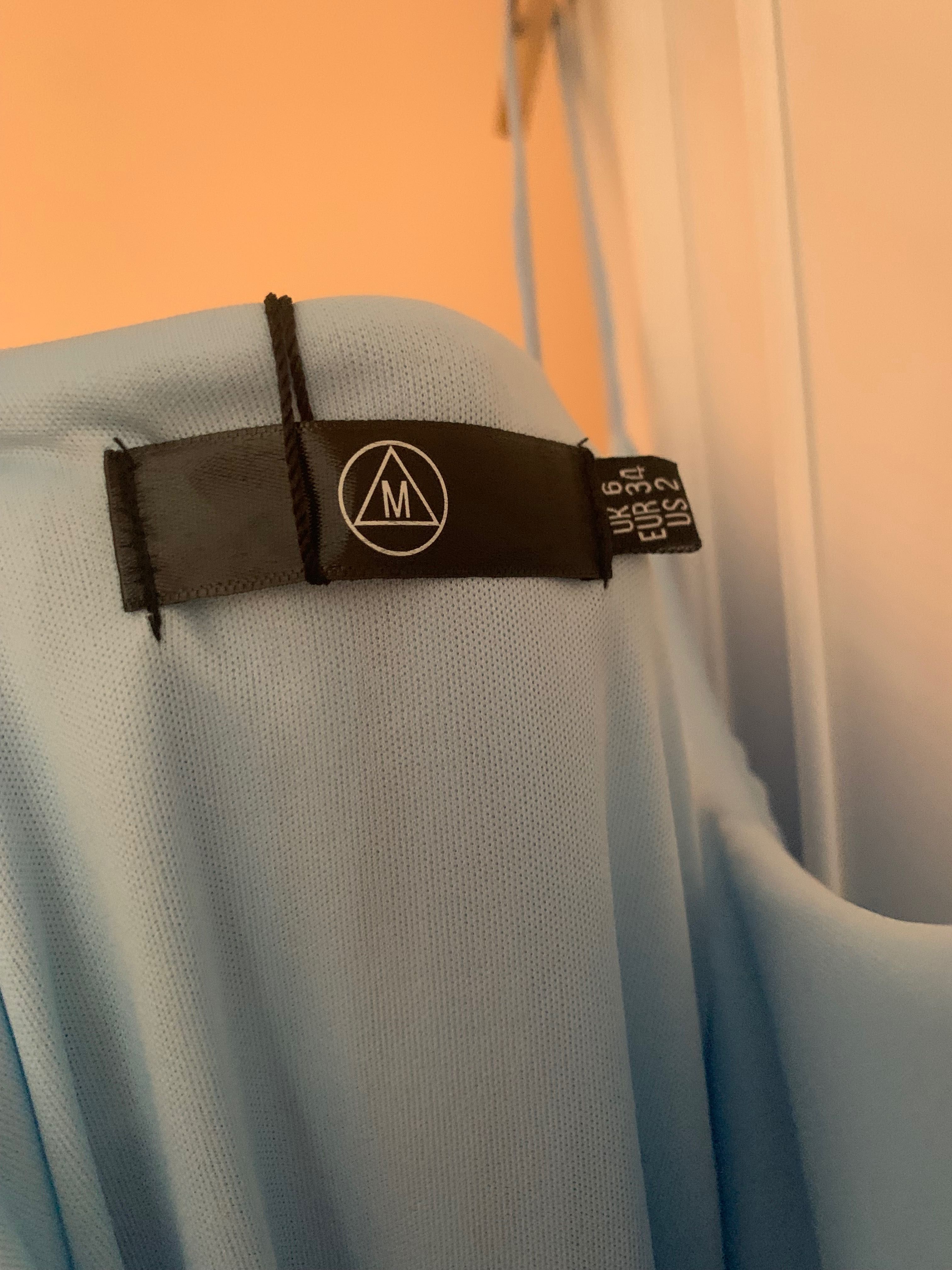 Плисирана рокля Missguided- нова с етикет, размер 34(XS)