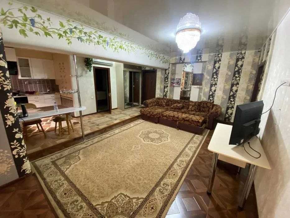 Sotiladi Квартира Центр Яккасарай Космонавты 3//3//7 85м2 ор. ЦУМ