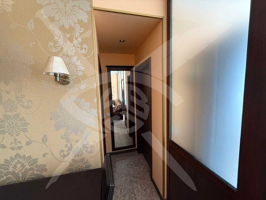 Продава се Тристаен апартамент в к.к. Слънчев бряг - 70 кв.м за 1258 €/кв.м - Снимка #2