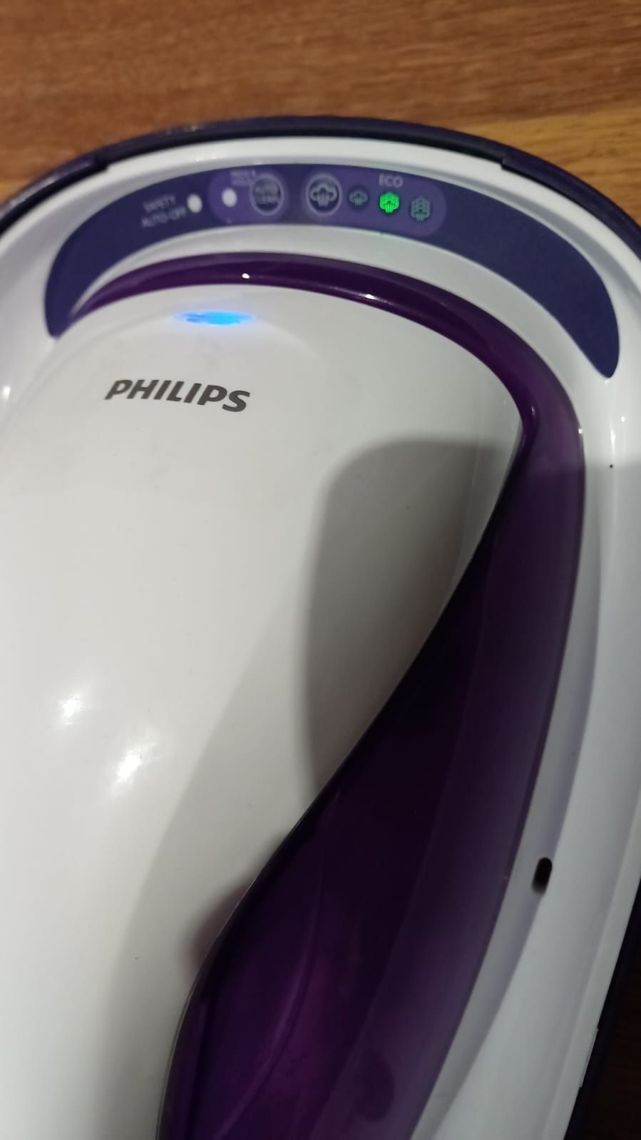 Aparat de calcat vertical cu abur Philips Compact Touch GC430/05, 1200