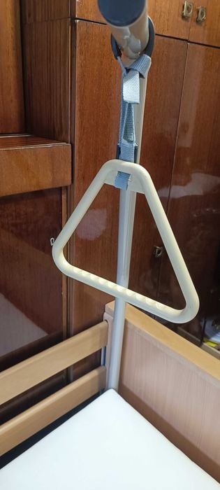 Електрическо болнично легло