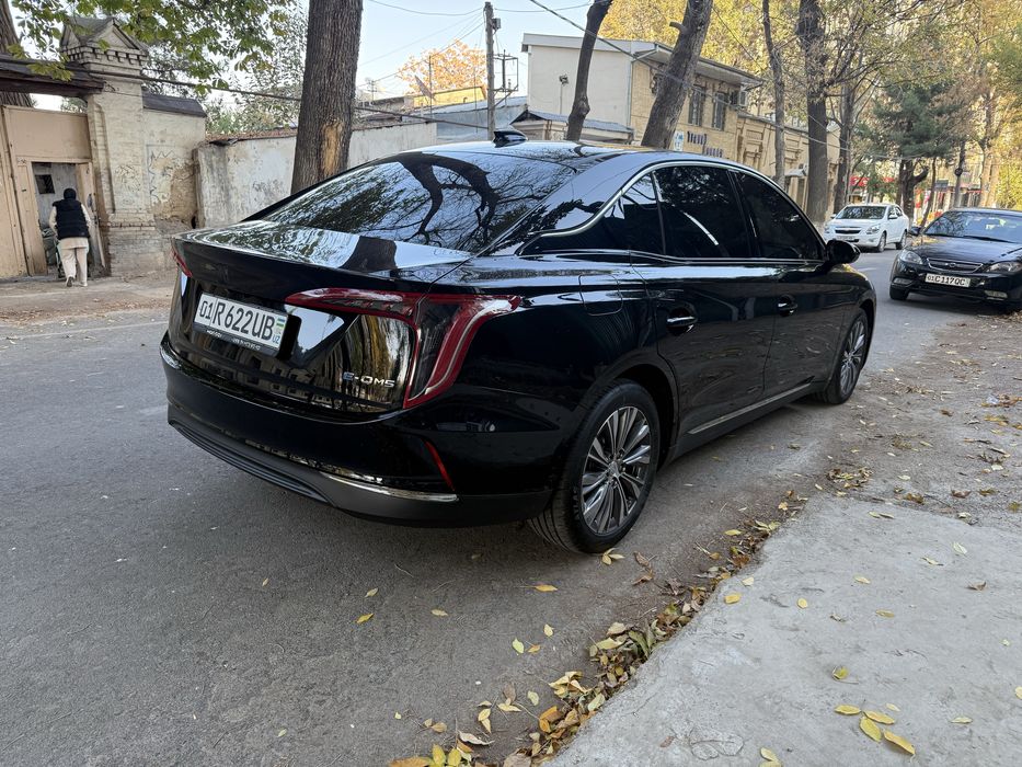 Hongqi eqm5 500 аренда с выкупом