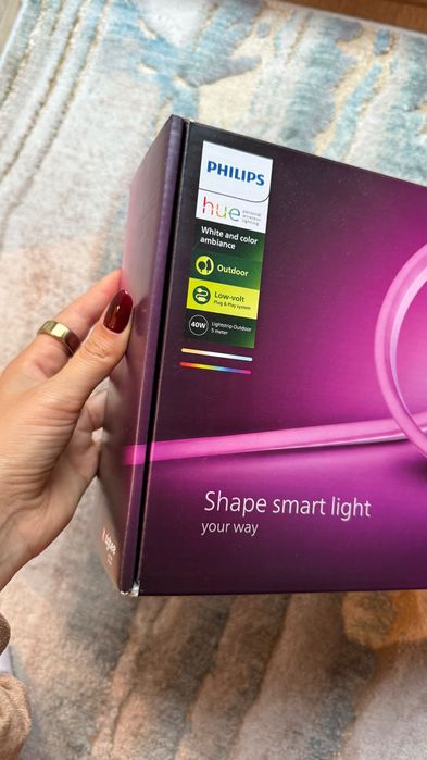Banda LED RGBW pentru exterior Philips Hue