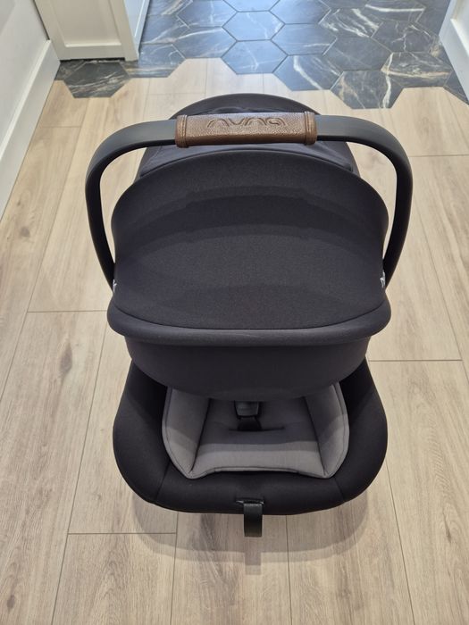 Scoică Nuna Arra Next I-size cu bază Isofix