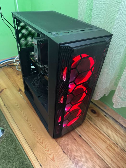 Gaming PC - AMD Ryzen 5 3600 , 16GB RAM