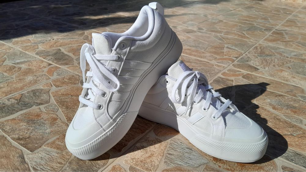 Оригинални маратонки Adidas New Balance