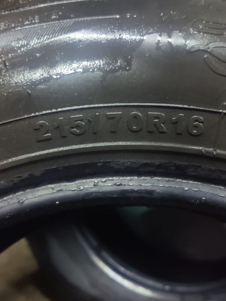 Продам шины 215/70 R16