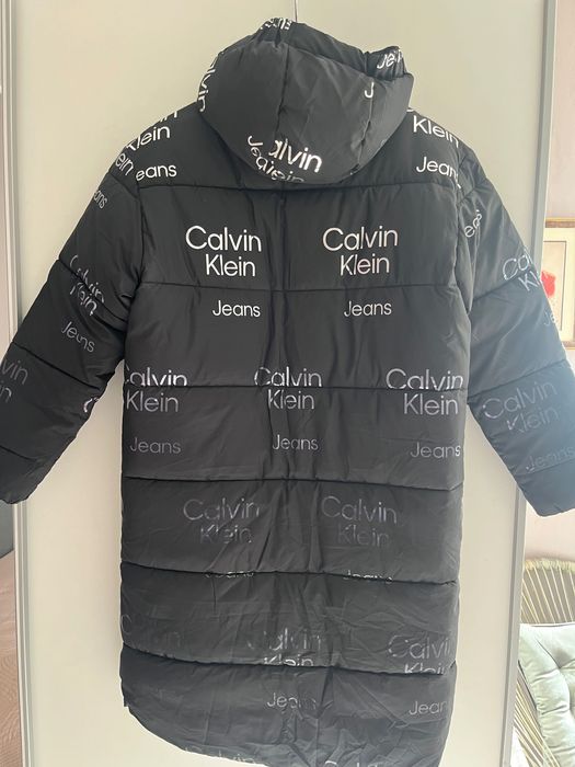 Зимно дълго яке Calvin Klein