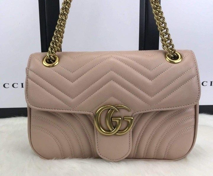 Geanta Gucci Marmont roz pudra,logo metalic auriu mat,saculet, etichet
