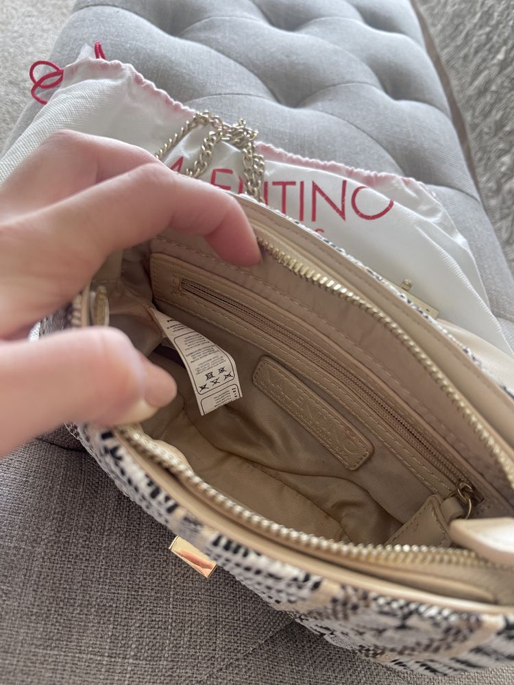 Дамска чанта Valentino златисто и бяло