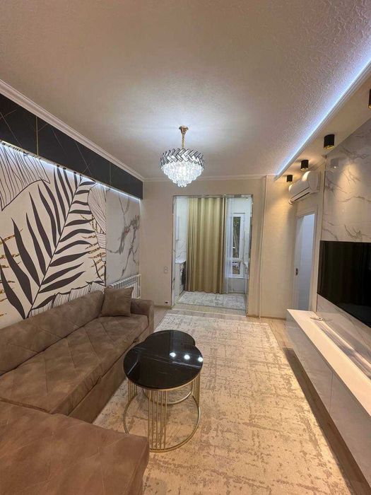 продам квартиру  метро мирза улугбек 2/2/4 58800