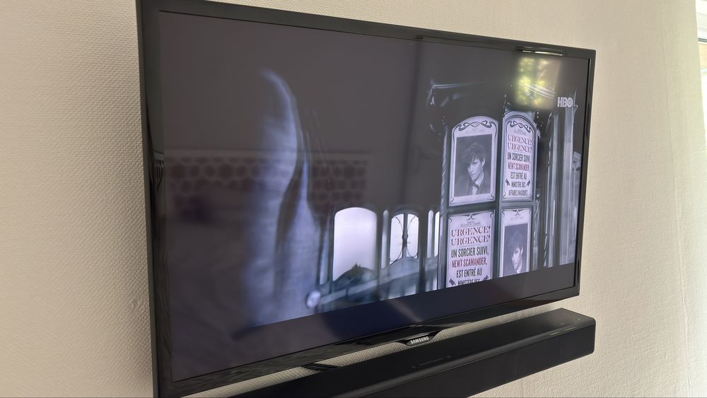Samsung 32”, Samsung soundbar