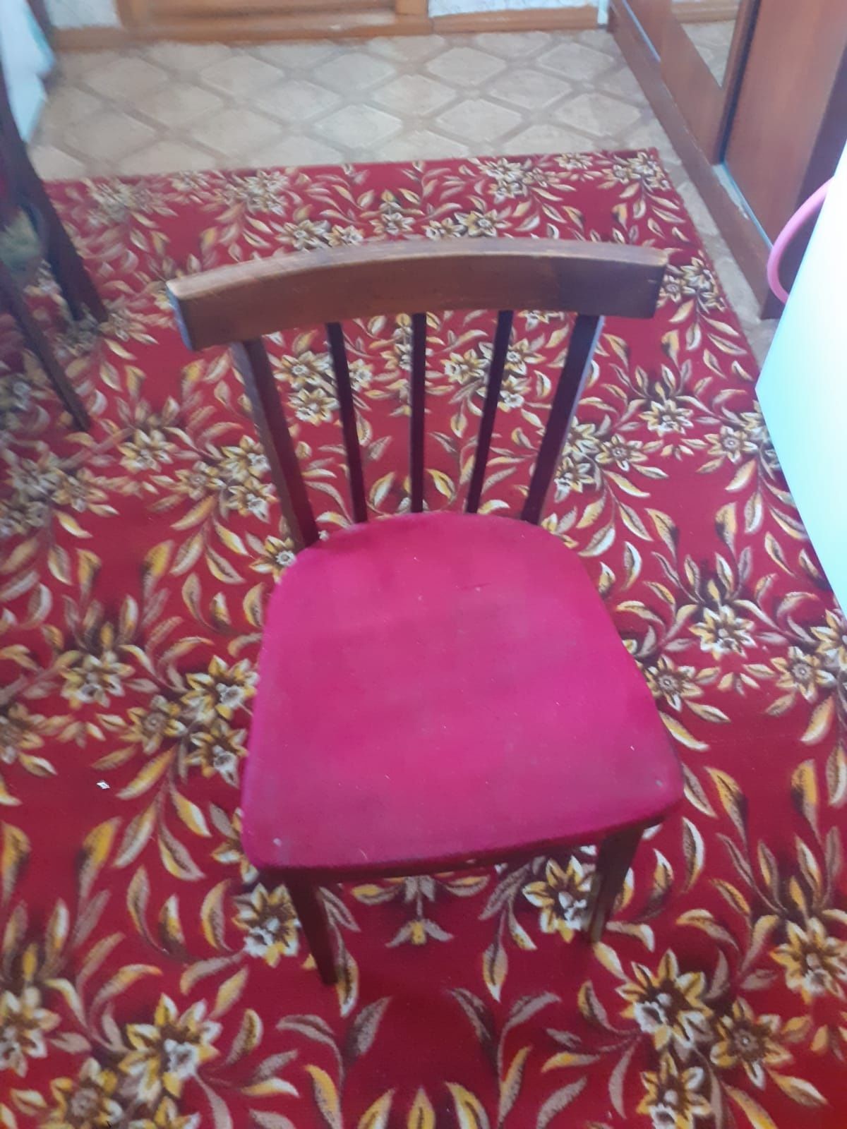 Стол и стулья бу