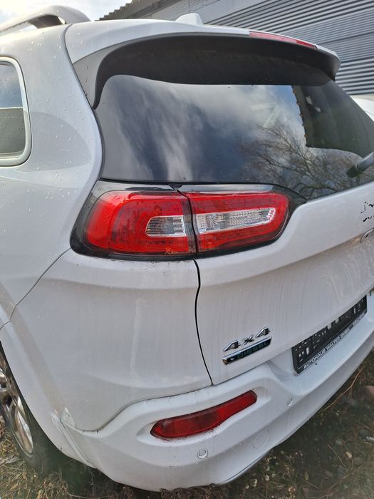 Dezmembrez jeep cheroke kl