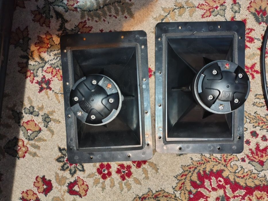 incinte boxe dynacord a115