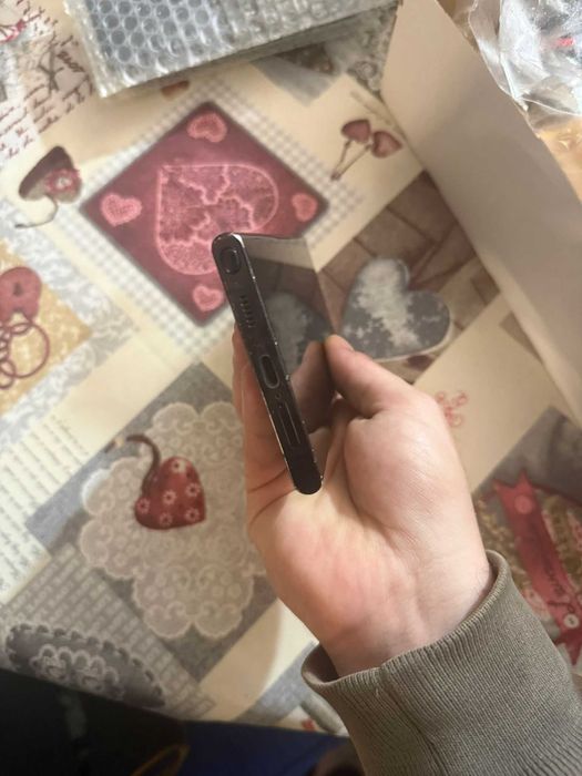 Samsung S22 Ultra, rama zgariata