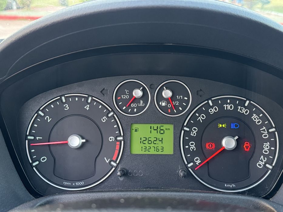 Vând Ford Fiesta Motor 1.3 Benzină 69 CP E4 132000 Km Import Germania