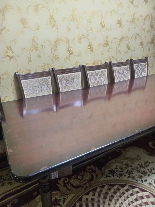 Стол стул сотилади